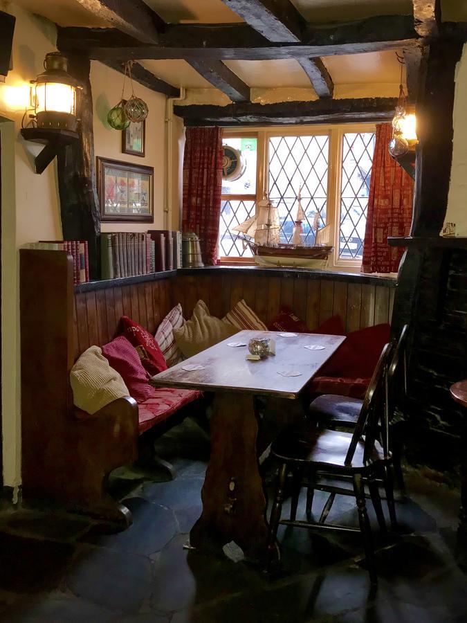 Jolly Sailor Inn Looe Zewnętrze zdjęcie